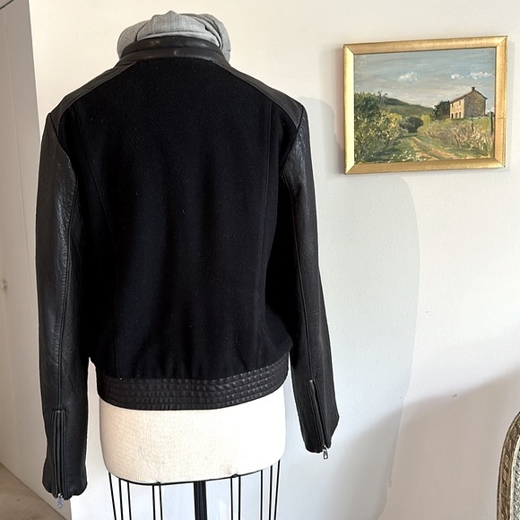 Cole Haan Leather/Wool/Cashmere Bomber Jacket with an Elegant Edge - Picture 3 of 11